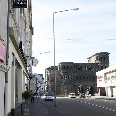 Hotel Porta Nigra Trier Exteriör bild